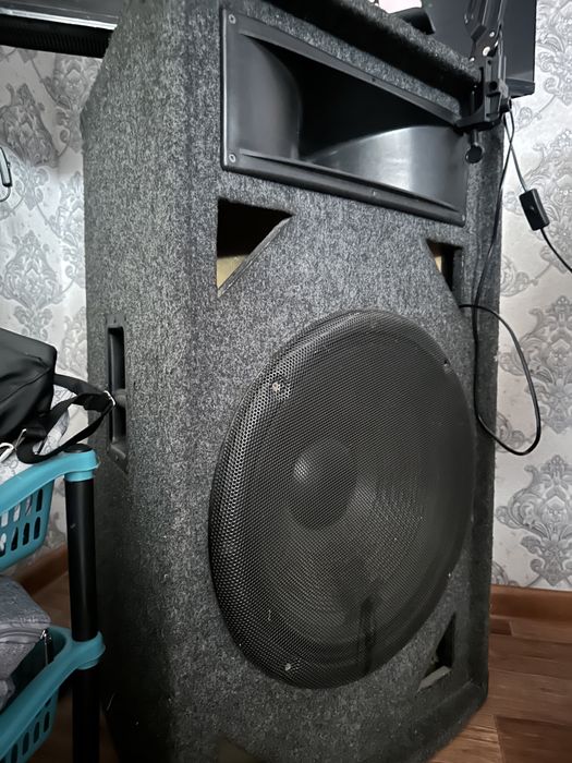 Продам колонки срочно