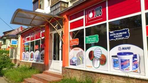 Amenajari si Decorari/Colantari vitrine MAGAZINE -realizam si grafica!