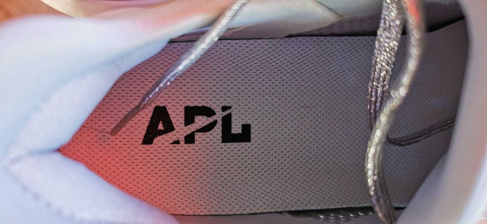 Оригинални мъжки маратонки APL ATHLETIC PROPULSION LABS - 45,5 номер