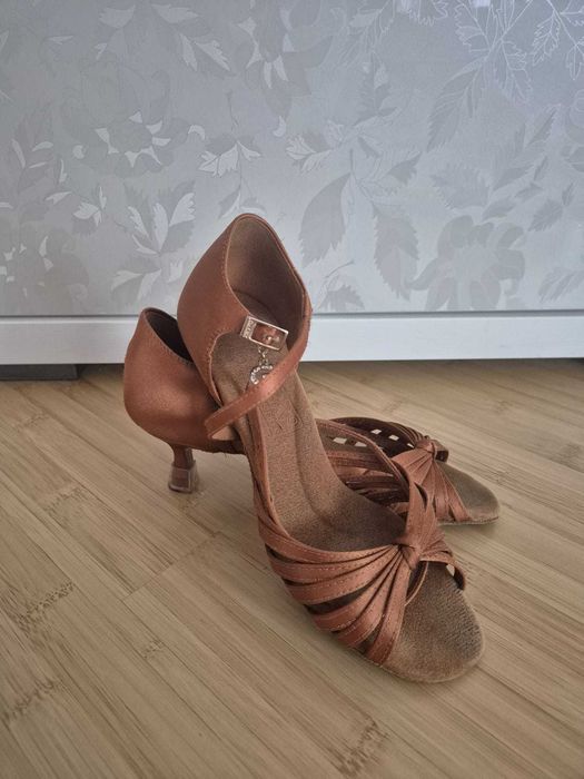 Pantofi dans latino Galex