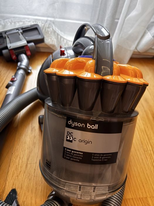 Прахосмукачка Dyson DC33c origin