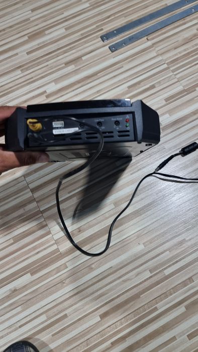 Subwoofer si amplificator JBL