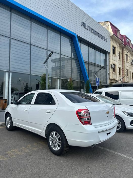 Chevrolet Cobalt 2026 — 2