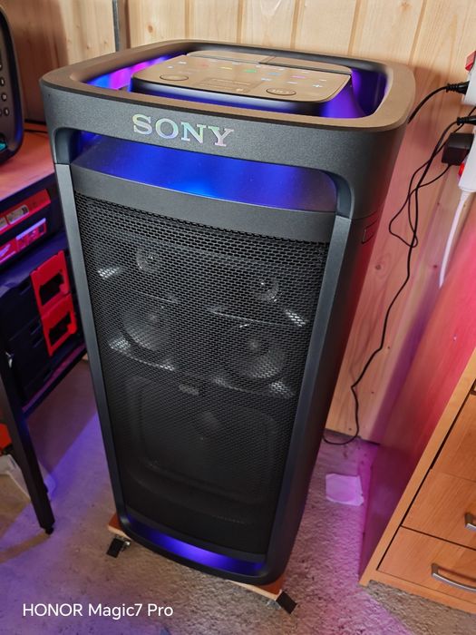 SONY ult tower 9