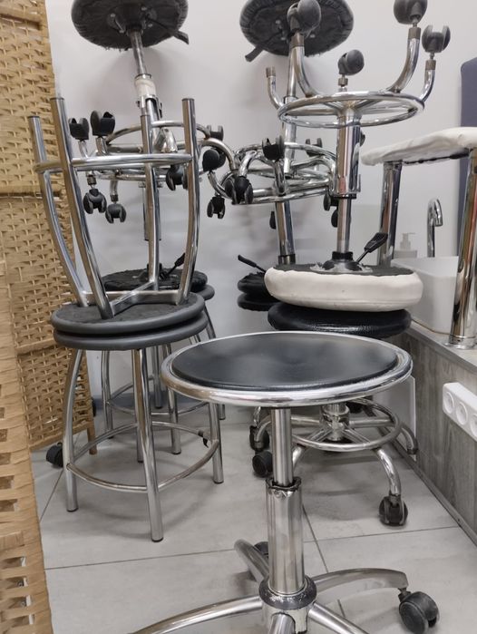 Продам стулья б/у