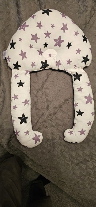 Продавам Детска Възглавница за Новородено