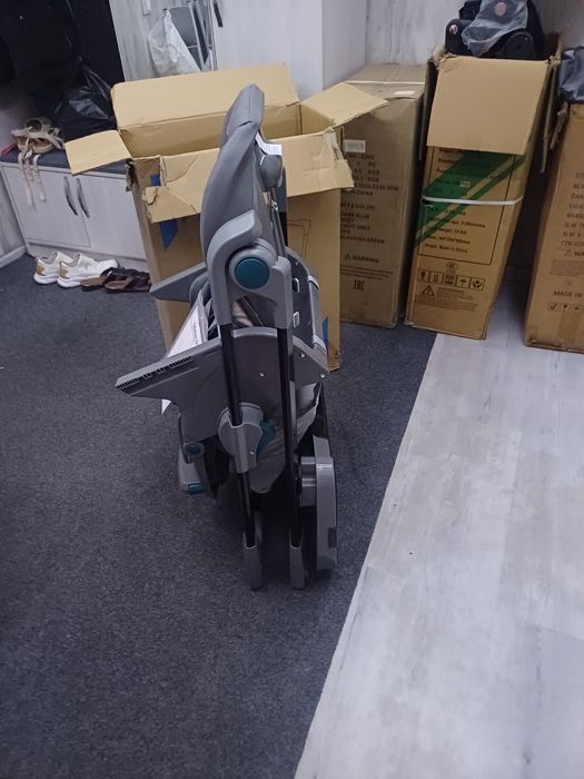 Продаётся фирменный кормления стульчик новый