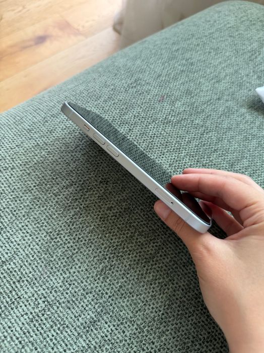 iPhone 15 / iPhone 15