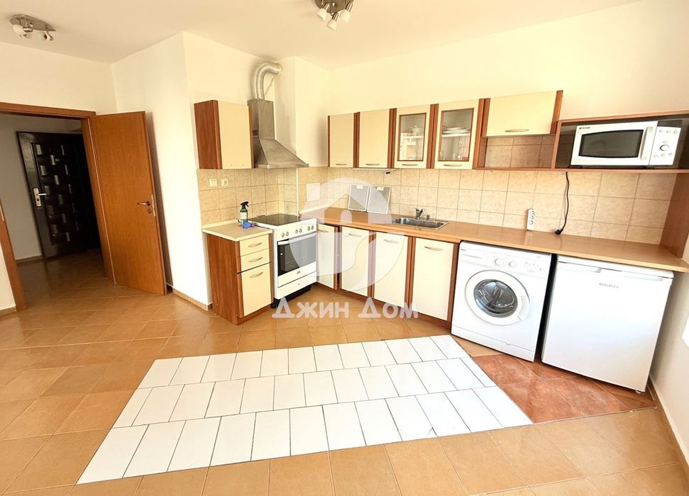 Продава се Двустаен апартамент в к.к. Слънчев бряг - 81 кв.м за 1223 €/кв.м - Снимка #3