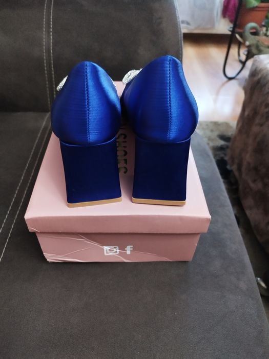 Официални обувки