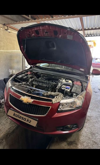 Продам Шевроле круз