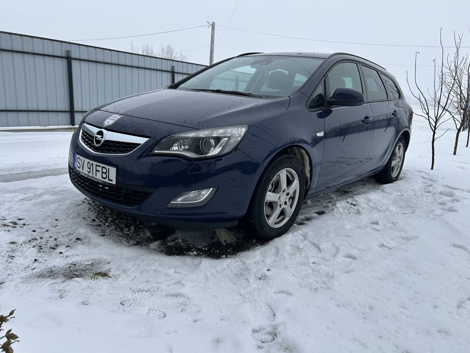 Opel Astra J sport