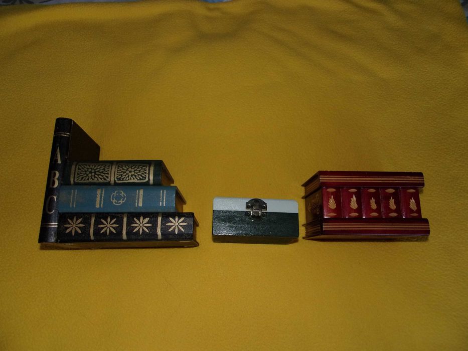 Cutiute  bijuterii lemn