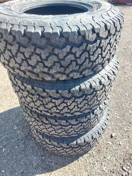 Продам резину для джипа