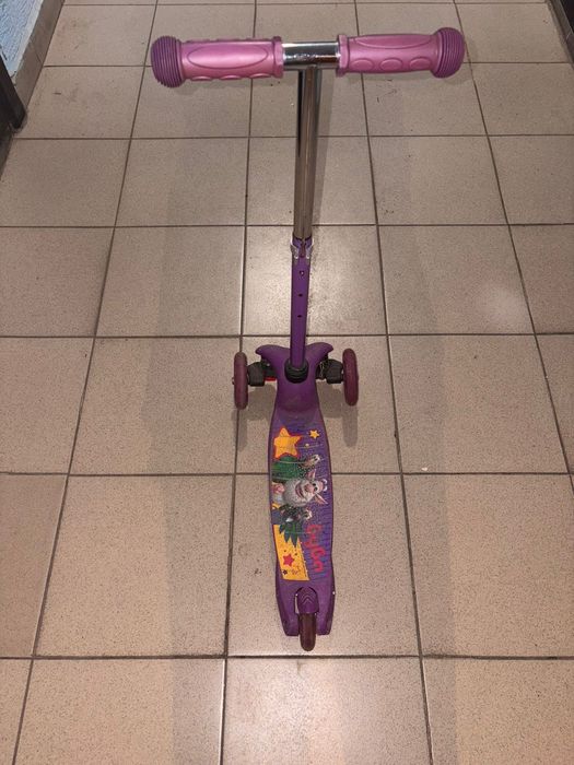 Детский самокат.
