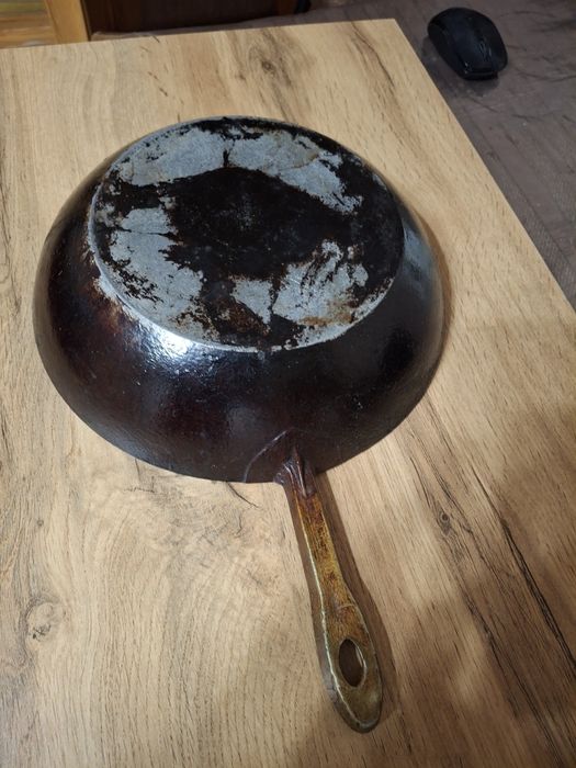 Сковородка большая