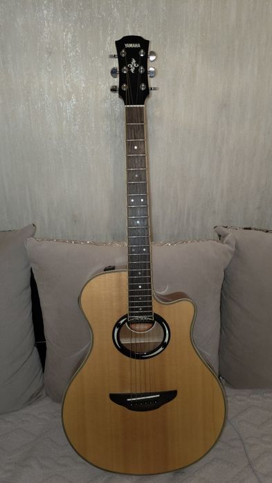 Электро-акуст. гитара Yamaha apx500 ii