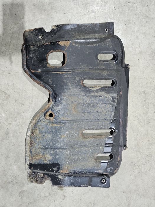 Scut Motor Dacia Renault second-hand, original , în  stare perfectă