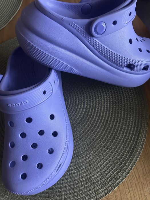 Crocs                М3 W5