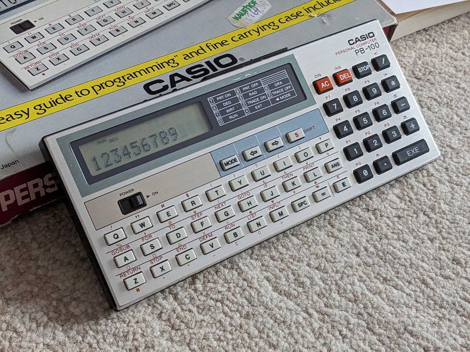 Casio PB100 cu Basic, in cutie in stare buna, 170 RONi