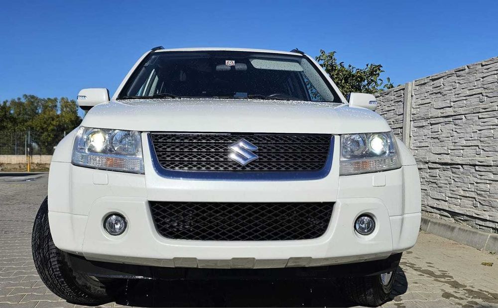 SUZUKI Grand Vitara 2011 — imagine 3