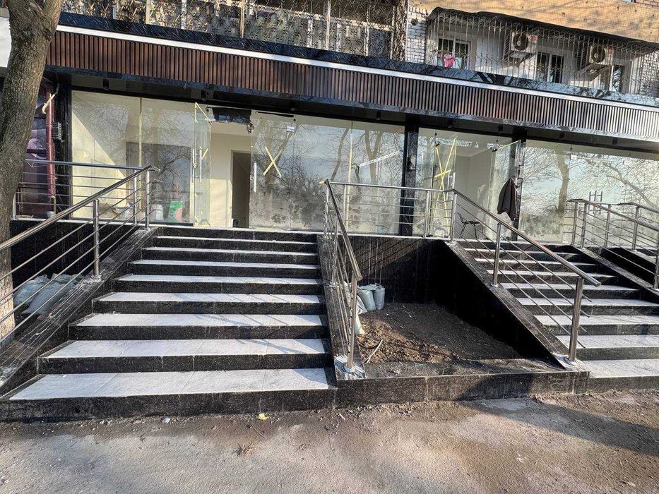 Продаётся нежилое помещение  Чиланзарский район Ориентир: метро Хамза