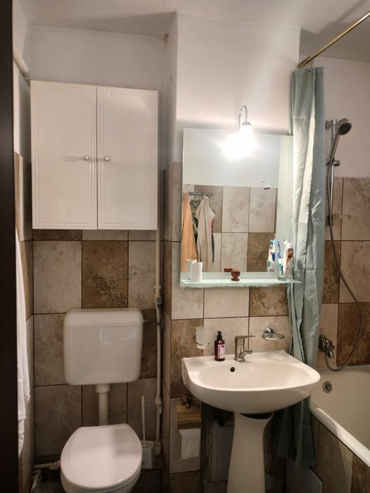 Închiriez apartament 2 camere