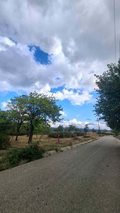 Vând casă la țară