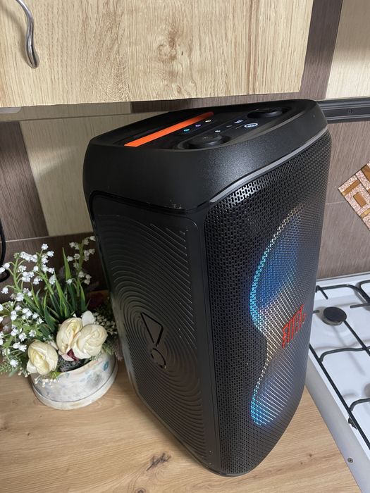 Vand JBL 120  in stare  ca noua