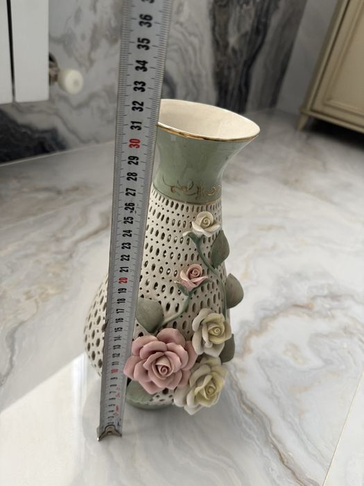 Ваза китайская 10000 тг