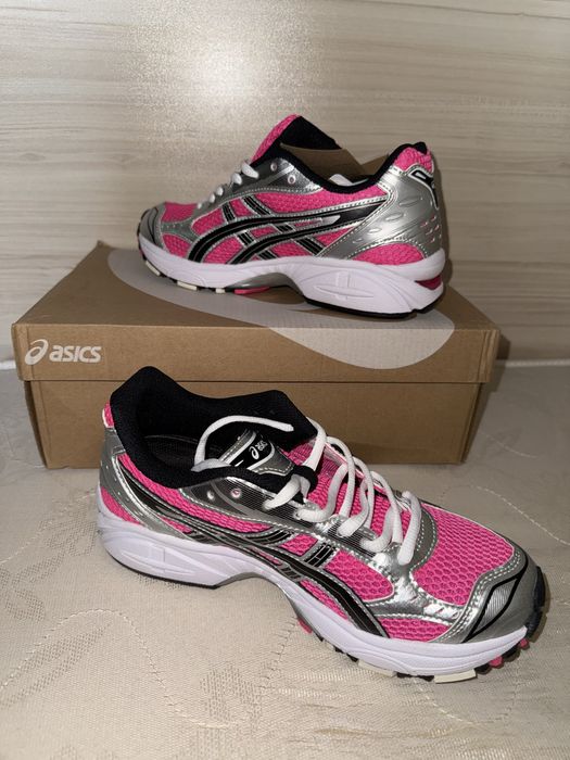 Спортни обувки Asics размер 41,42