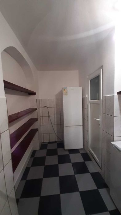 Garsoniera de vânzare zona dovali