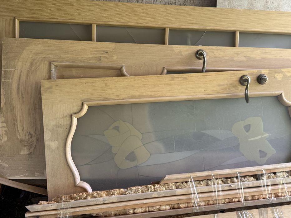 Продам двери меж комнатные