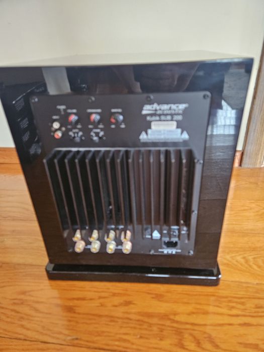 Subwoofer Advance acoustic K sub 200 ,negru ,impecabil