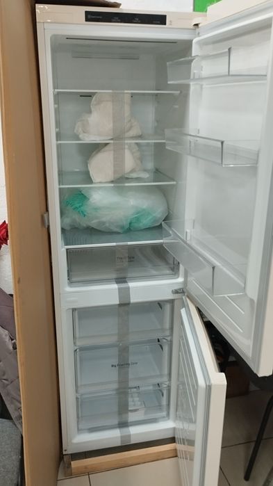 Холодильник LG  GC-B459SECL