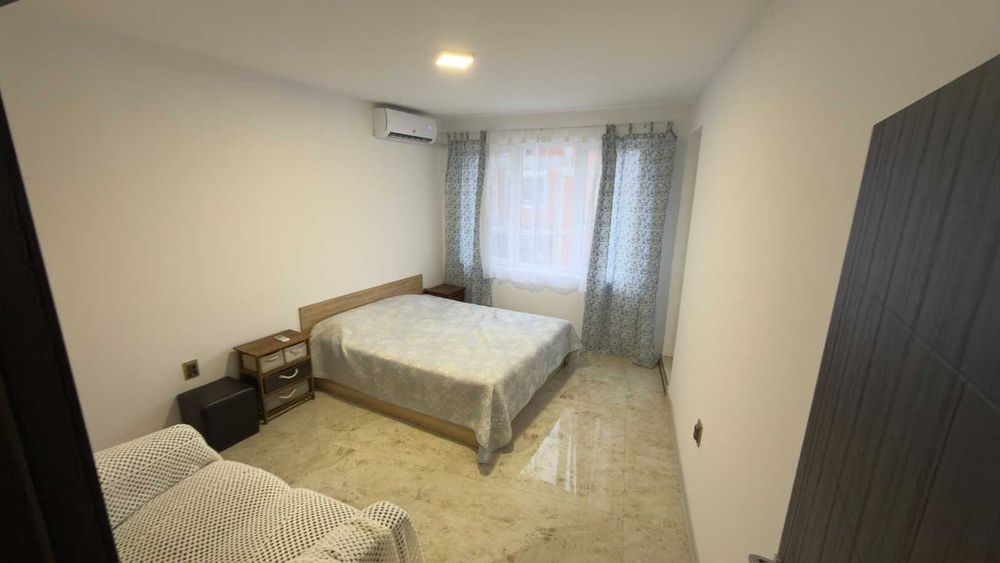 Дава се под наем Тристаен апартамент в Пазарджик, Център - 100 кв.м за 368.73 € - Снимка #4