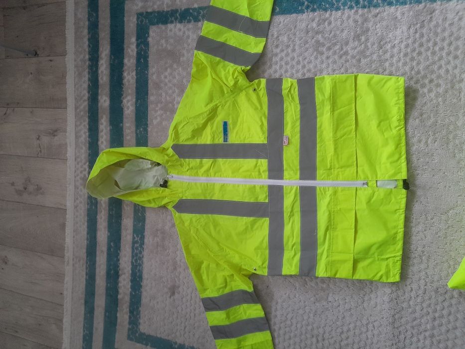 Костюм для защиты от дождя