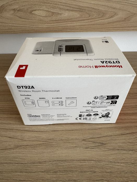 termostat wi-fi honeywell home dt92a