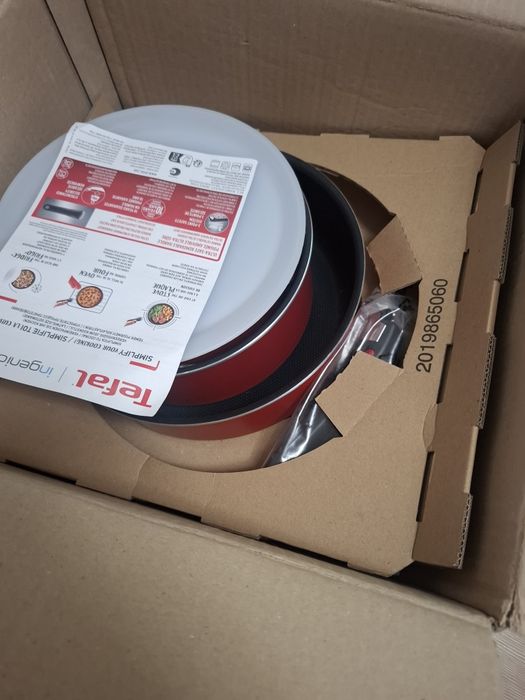 Set Tefal 10 piese INGENIO  noi in cutie
