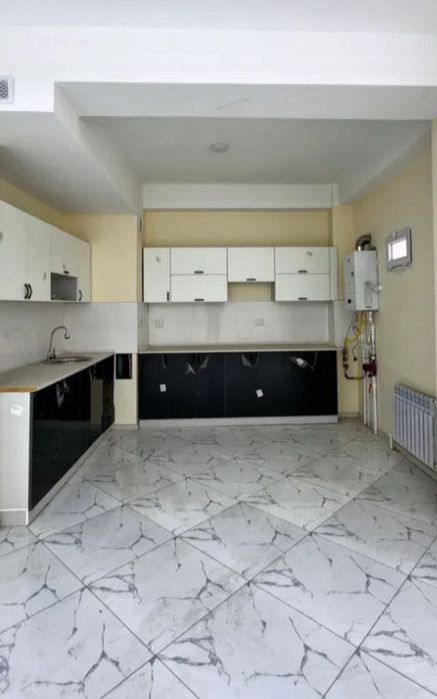 Аренда 1 этаж 303 кВ м по ул Самарканд дарвоза
