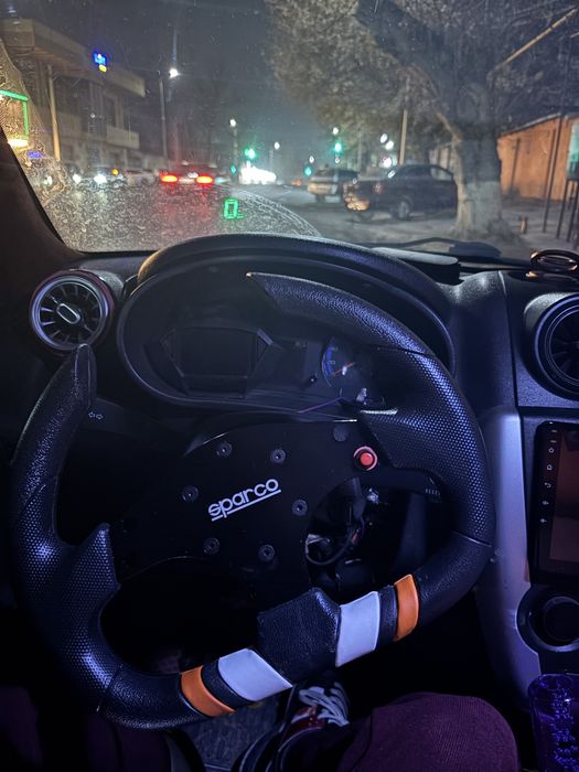 Спортивный руль универсальный