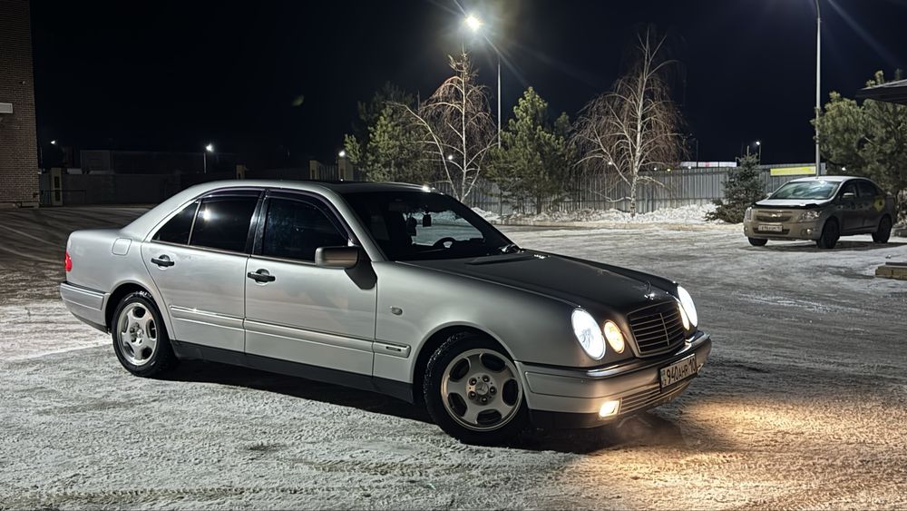 В Продаже легендарный w210 e400