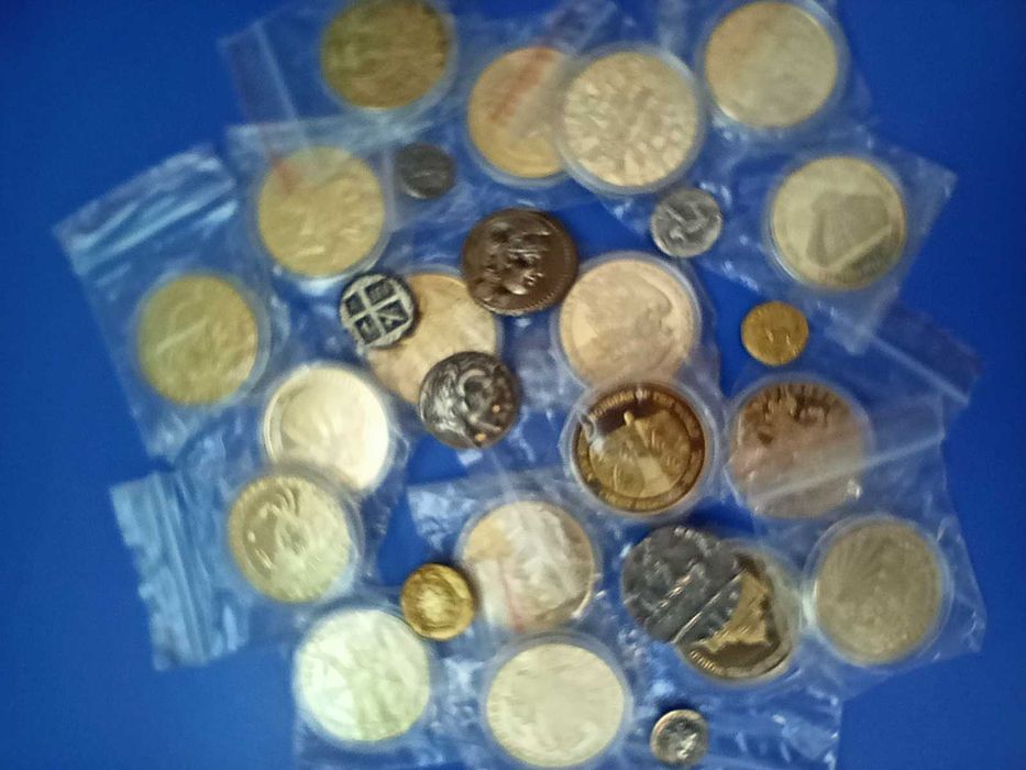 Голям Лот позлатени, колекционерски монети и реплики на Римски монети