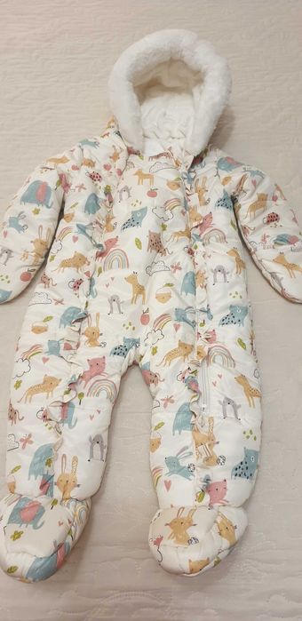 Детско зимно космонавтче