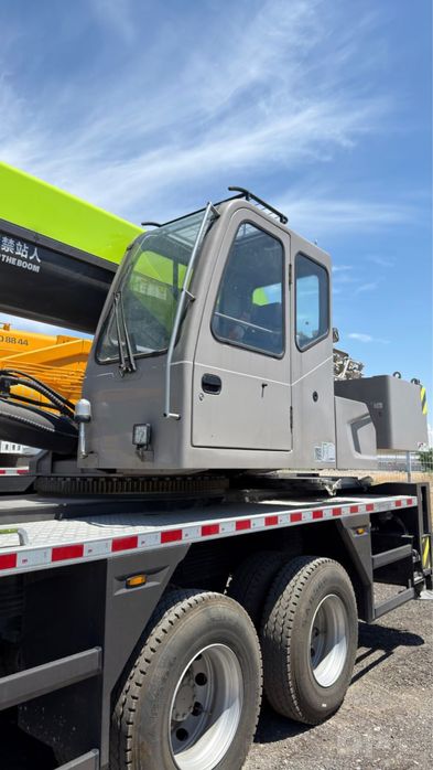Zoomlion avtokran 25t Зумлион кран автокран
