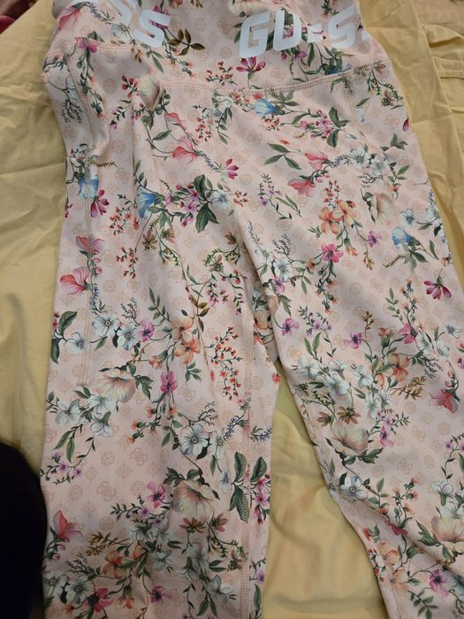 Клин на Guess...