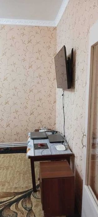 Продажа 3комнатной квартиры Чирчик, Военный городок, с мебелью, дешево