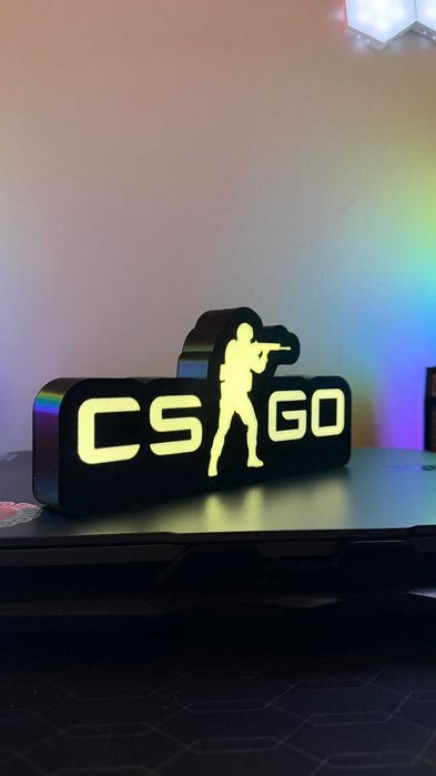 Lampă LED CS:GO