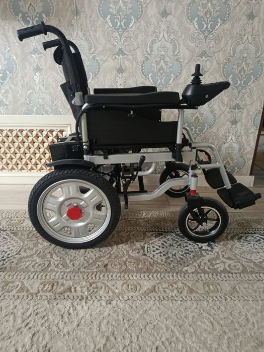 Инвалидная коляска