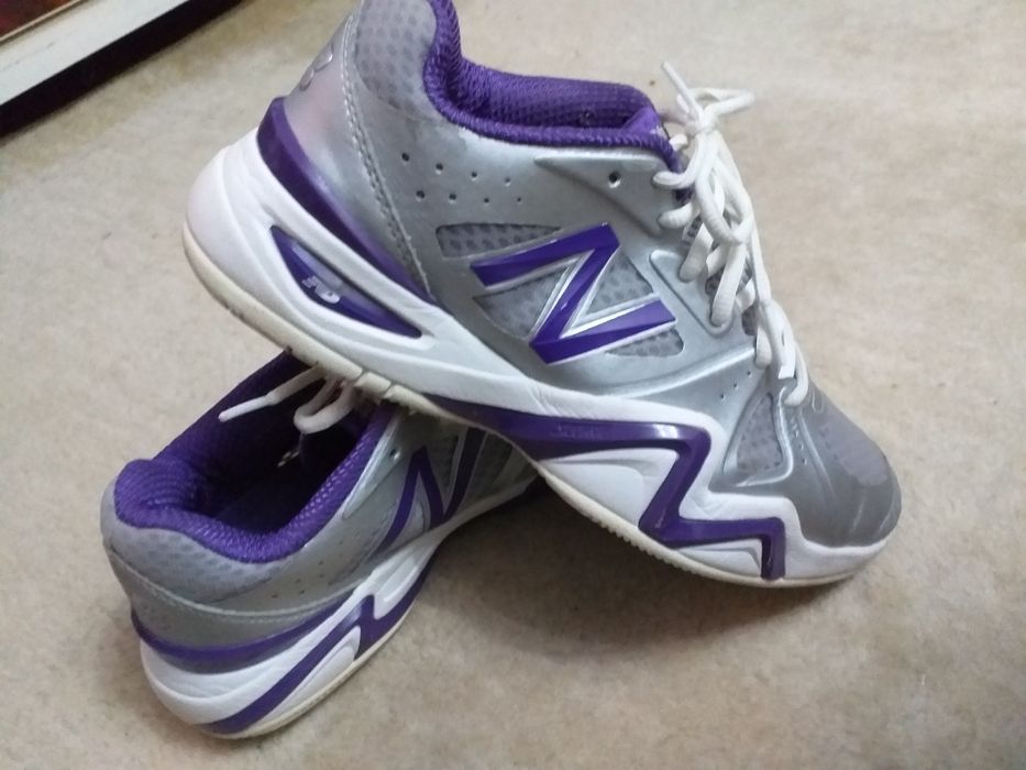 Adidasi NB mas 40